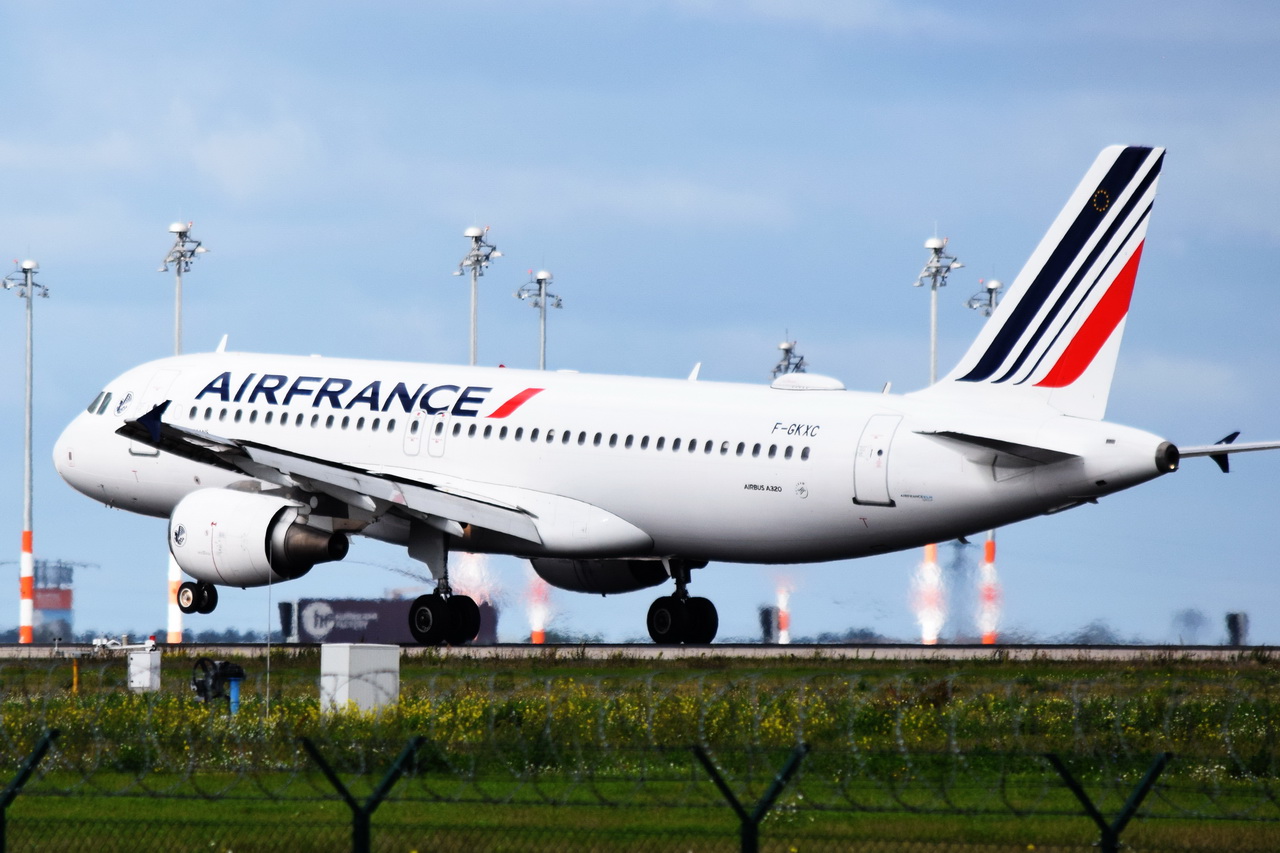 F-GKXC , Air France , Airbus A320-214 , 18.09.2022 , Berlin-Brandenburg  Willy Brandt  , BER , 