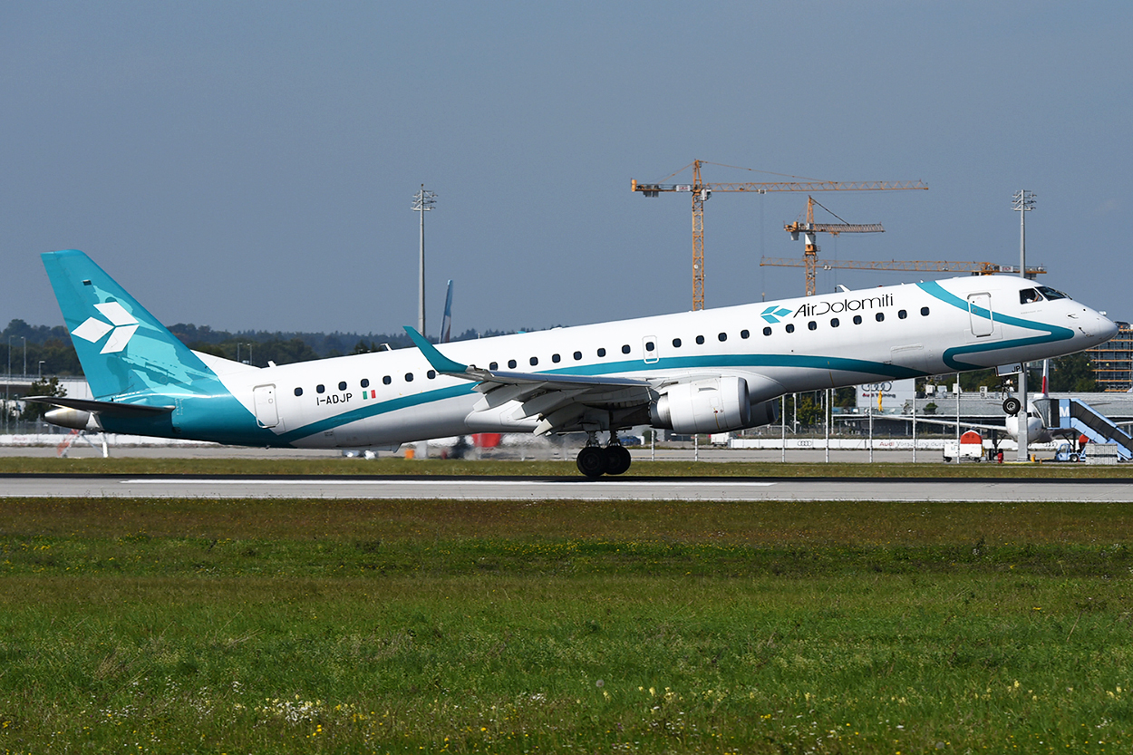 I-ADJP Embraer 190-200LR 14.09.2021