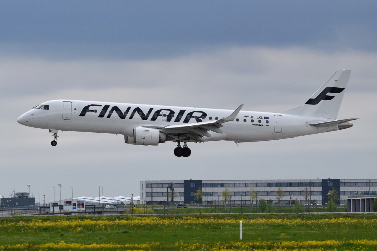 OH-LKI , Finnair , Embraer ERJ-190LR (ERJ-190-100 LR) , 02.05.2023 , Berlin-Brandenburg  Willy Brandt  , BER , 