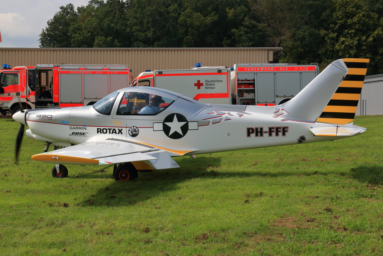 Privat, PH-FFF, Alpi Pioneer 300, S/N: 422. Fly-In und Flugplatzfest 2023 in Elz (EDFY) am 03.09.2023.