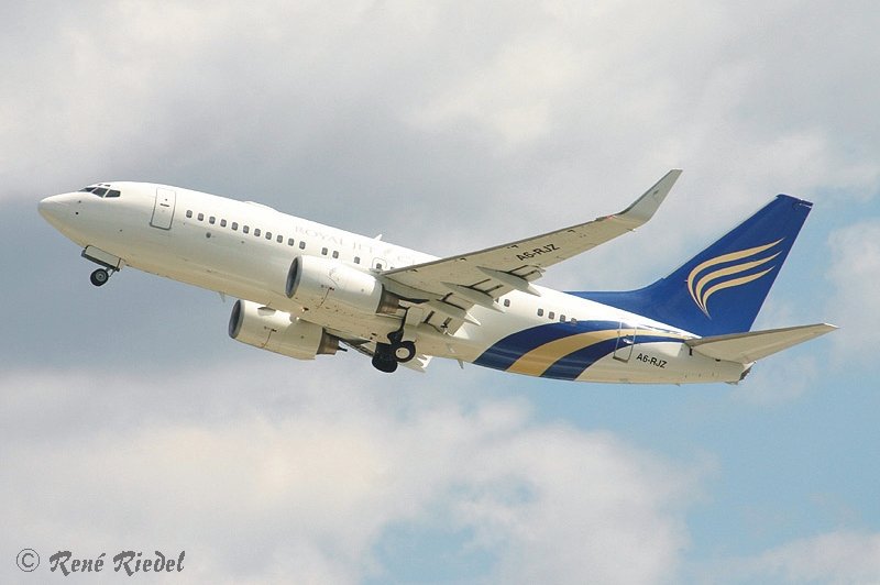 Die A6-RJZ von Royal Jet am 19.6.2005 in Dresden beim