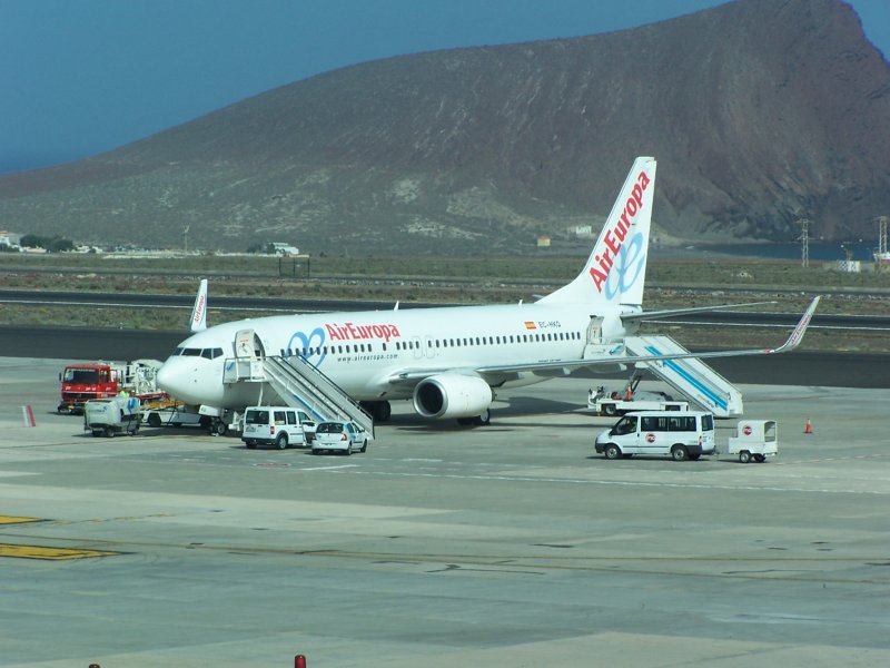 Eine Boeing 737 der Air Europa am 12.06.2009 auf dem