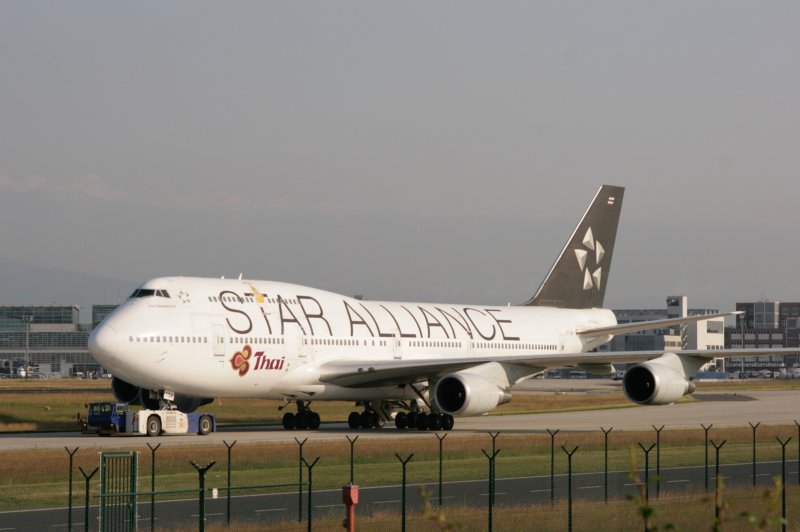 Thai Air HS-TGW Boing 747-400 Star Alliance.
Juni 2009


 