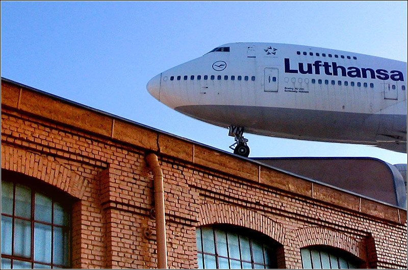 Die Boeing 747-230 Schleswig-Holstein der Lufthansa. 17.12.2005 (Jonas) 