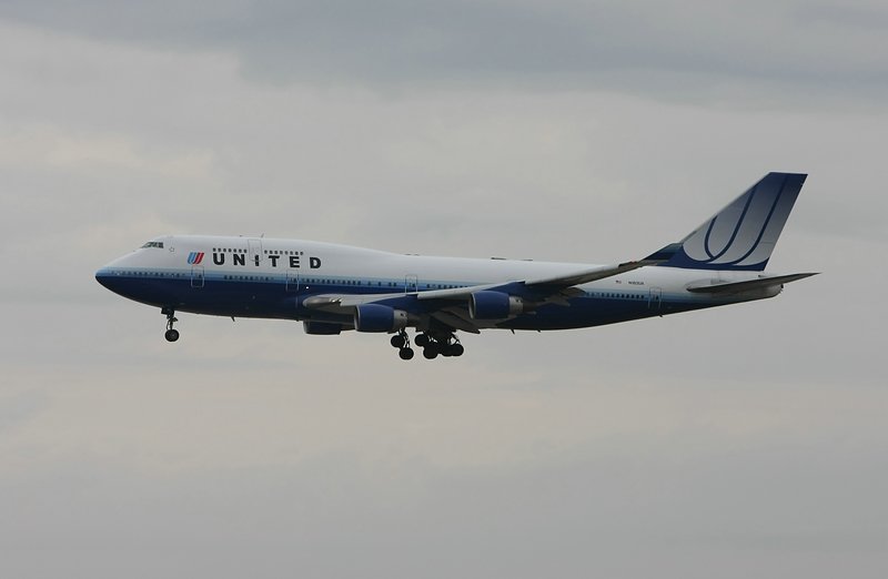 Landeanflug B747 United in Frankfurt.

  