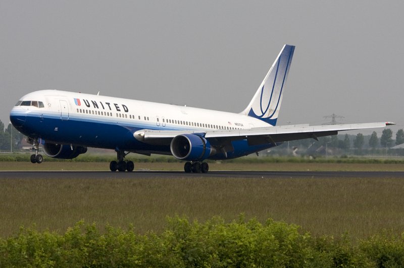 United Airlines, N657UA, Boeing, B767-322-ER, 21.05.2009, AMS, Amsterdam, Netherlands 

