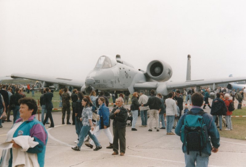 Eine Fairchild A-10 (Warzenschwein) beim Jabo-G 34A in Memmingerberg am
