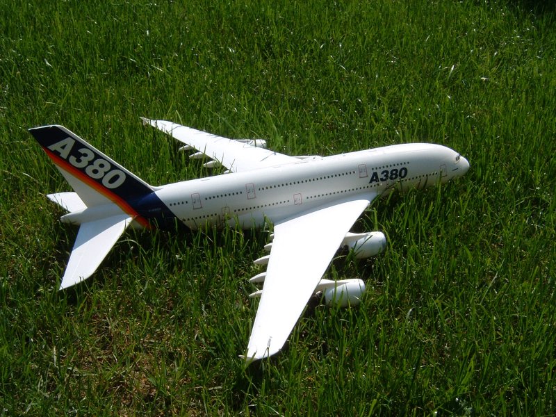 Airbus A380 Modellflugzeug am 8.7.07  
