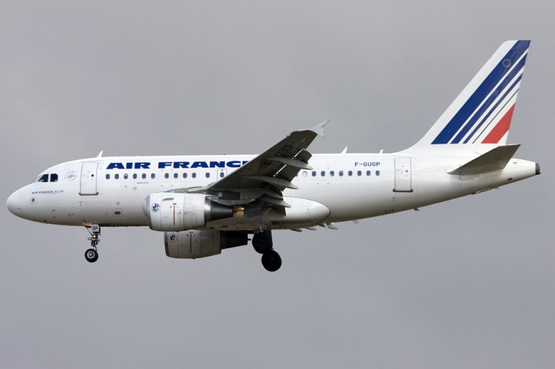 Air France, F-GUGP, Airbus, A318-111, 29.03.2009, CDG, Paris-Charles de Gaulle, France