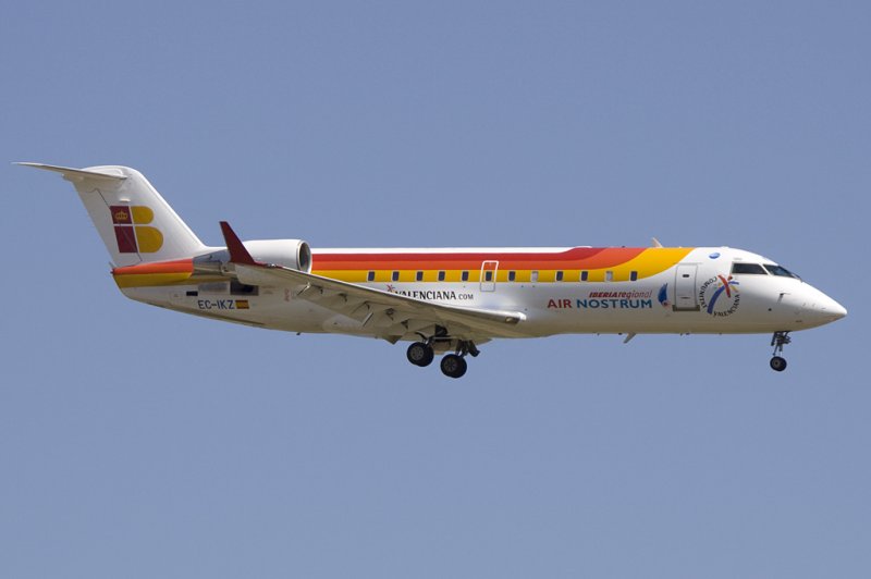 Air Nostrum, EC-IKZ, Bombardier, CRJ-200ER, 13.06.2009, BCN, Barcelona, Spain 

