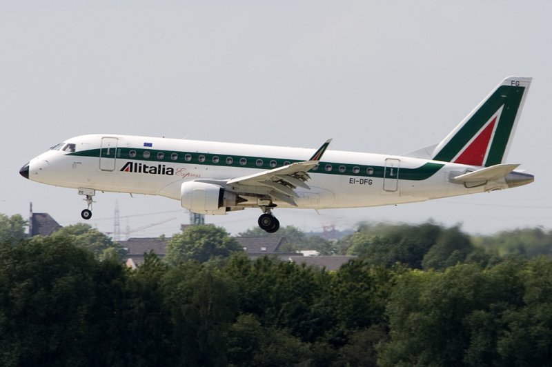 Alitalia Express, EI-DFG, Embraer, 170, 18.05.2009, DUS, Dsseldorf, Germany 

