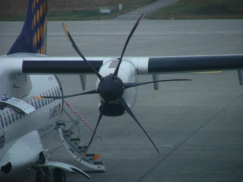 ATR-42 Lufthansa Regional.