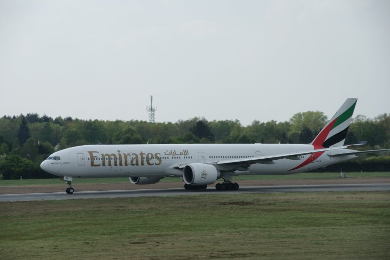 B777-300ER der Fly Emirates auf dem Weg nach Dubai