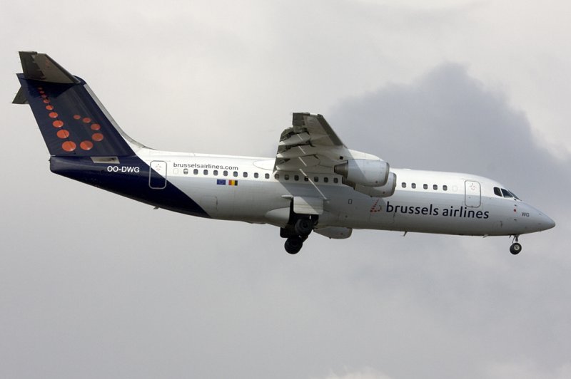 Brussels Airlines, OO-DWG, BAe, Avro RJ-100, 14.02.2009, GVA, Geneve, Switzerland