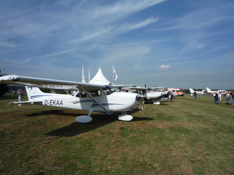 Private Cessna 172 Skyhawk, 100-j�hriges Jubil�um in Bonn-Hangelar EDKB. 