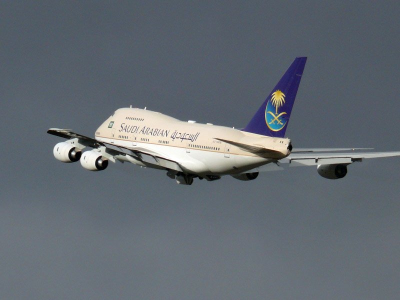 Der Knig von Saudiarabien verlt Berlin am 09.11.2007 - hier abgebildet die B 747SP HZ-HM1B