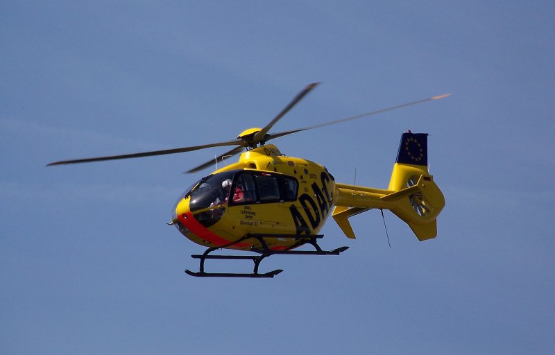 ADAC Luftrettung GmbH Christoph 33 hier bei einem Einsatz in