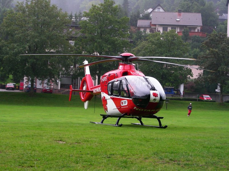 ein Eurocopter der DRF  am 29.07.07 in Bad Herrenalb