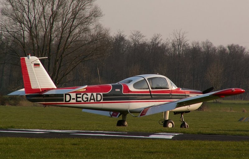 Ein seltener Flieger in Grefrath. Die D-EGAD. Das Foto stammt vom 31.03.2007