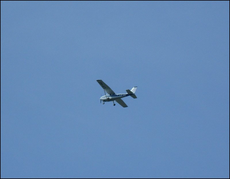 Ein Sportflugzeug fotografiert in Kautenbach (Luxemburg) am 04.05.08. 
