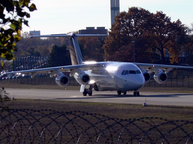 Eurowings BAe 146-300 D-AWEN am 16.11.2006 auf dem Flughafen Berlin-Tegel