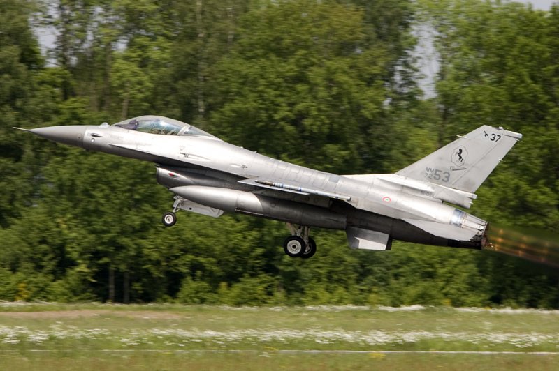 Italy - Air Force, MM7253, General Dynamics, F16A Fighting Falcon,