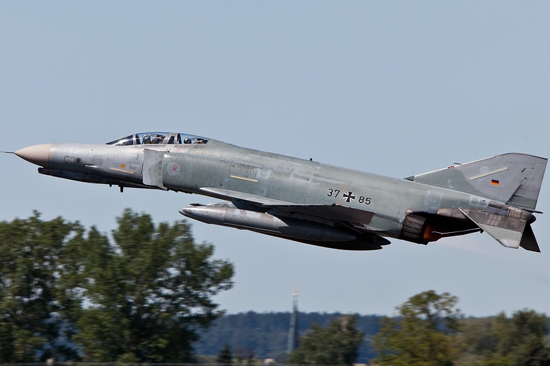 Take off /Phantom F4F/37+85/JG71 Richthofen/Wittmund/ETSN/Neuburg/Germany  
