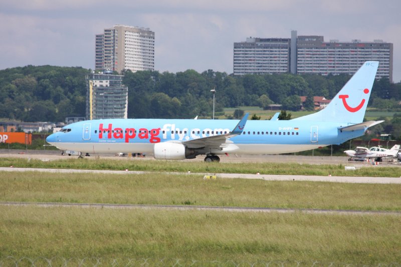 Reg.: D-AHFP Hersteller: BOEING Typ: 737-8K5/W Serien Nr.: 27988 Baujahr: