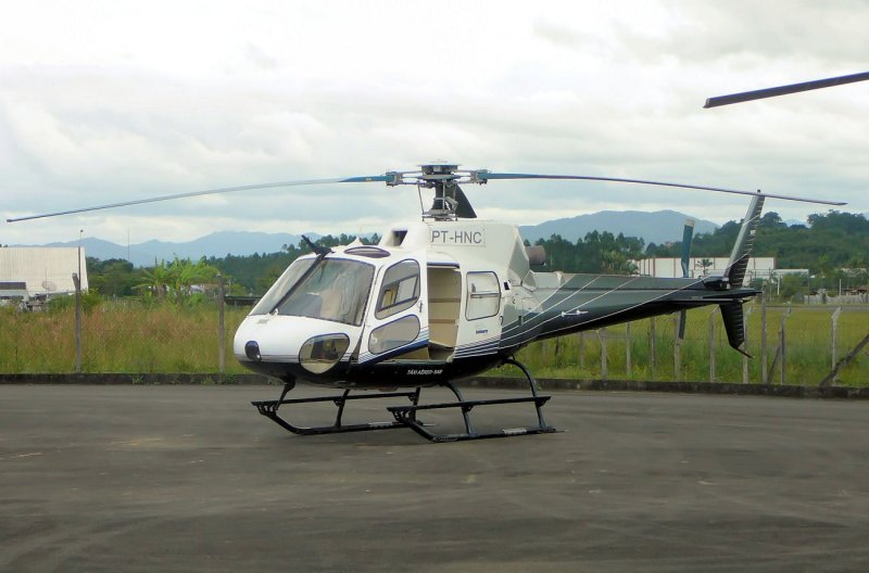 HB-350B (wahrscheinlich Lizenzbau der AS 350) in Blumenau (Brasilien) am 14.12.2008