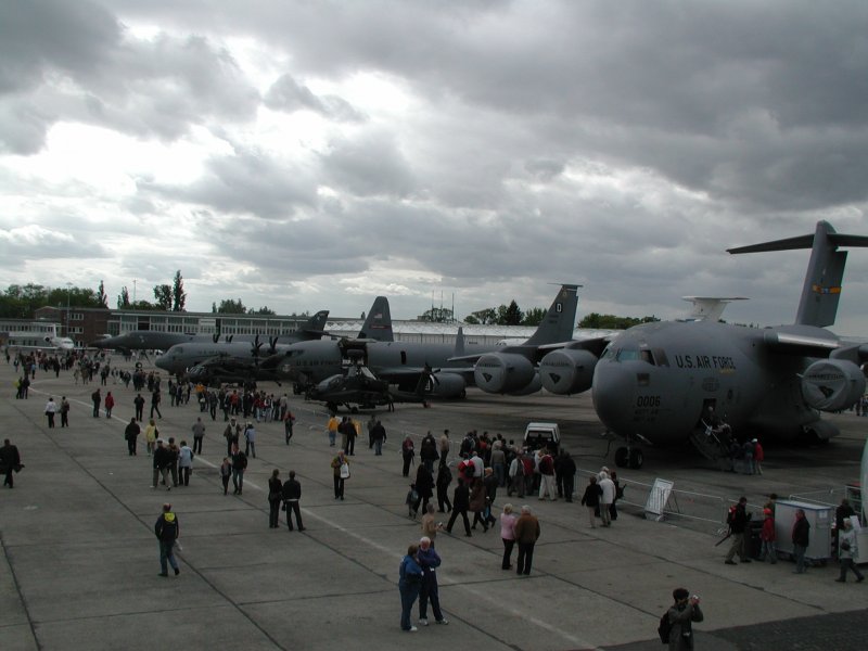 Verschiedene USAF flugzeuge auf der ILA 2006 