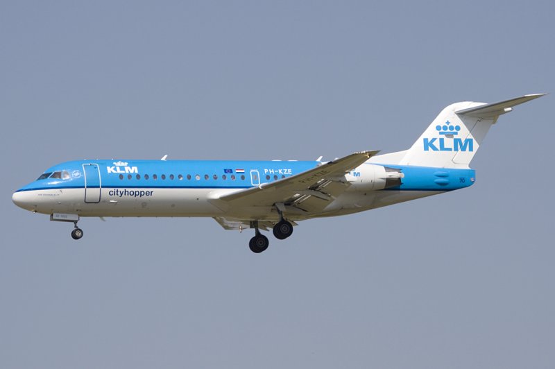 KLM - Cityhopper, PH-KZE, Fokker, F-70, 17.06.2009, TLS, Toulouse, France 