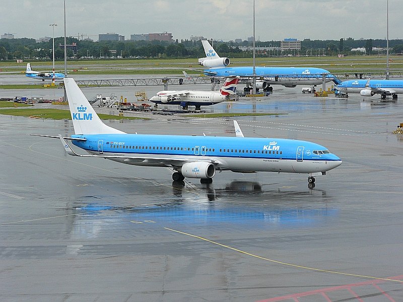 KLM PH-BXP Boeing 737-9K2 fotografiert in Amsterdam Schiphol 20-07-2008.