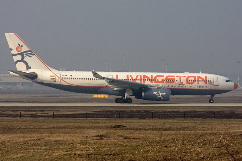 Livingston, I-LIVN, Airbus, A330-243, 28.02.2009, MXP, Mailand-Malpensa, Italy 

