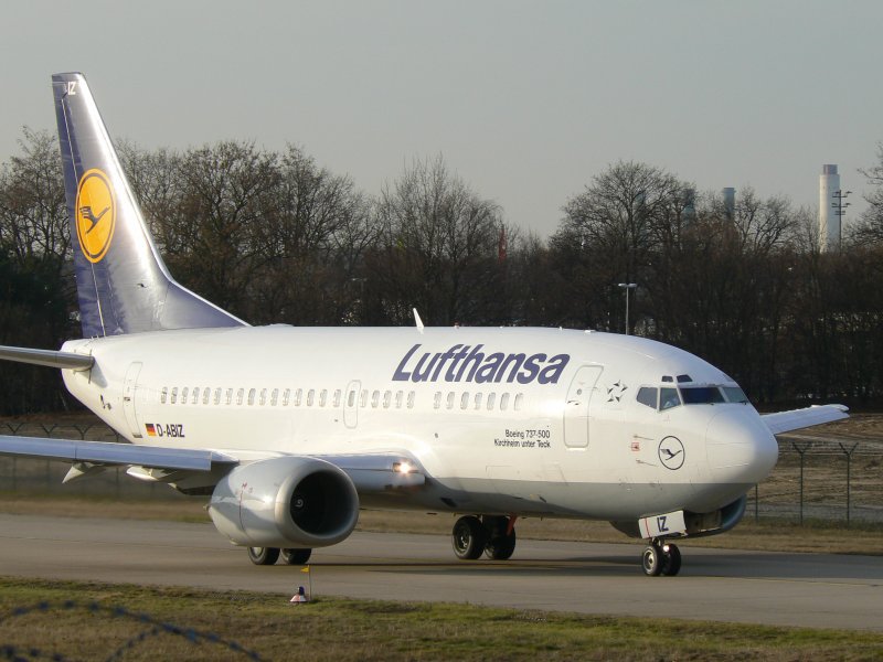 Lufthansa B 737-530 D-ABIZ   Kirchheim unter Teck   am 16.12.2006 auf dem Flughafen Berlin-Tegel