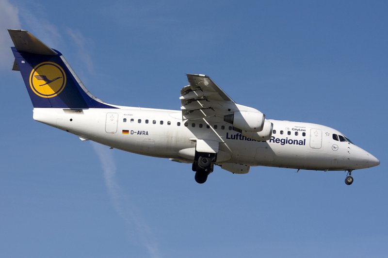 Lufthansa (City Line), D-AVRA, BAe, Avro, ARJ-85, 21.02.2009, GVA, Geneve, Switzerland