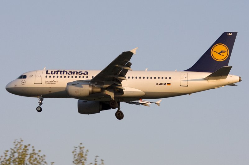 Lufthansa, D-AILM, Airbus, A319-114, 21.04.2009, FRA, Frankfurt, Germany 

