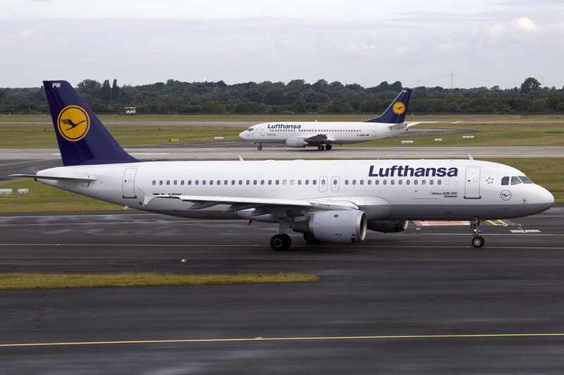 Lufthansa, D-AIPW, Airbus, A320-211, 07.06.2009, DUS, Dsseldorf, Germany 

