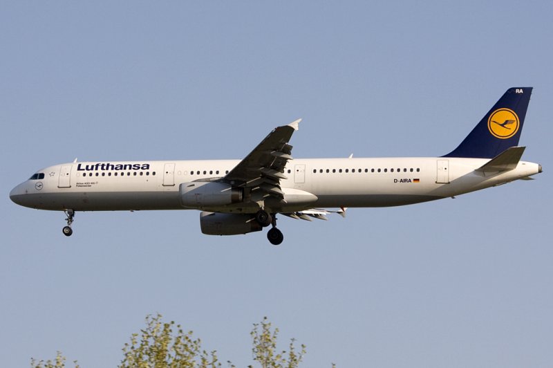 Lufthansa, D-AIRA, Airbus, A321-131, 21.04.2009, FRA, Frankfurt, Germany 

