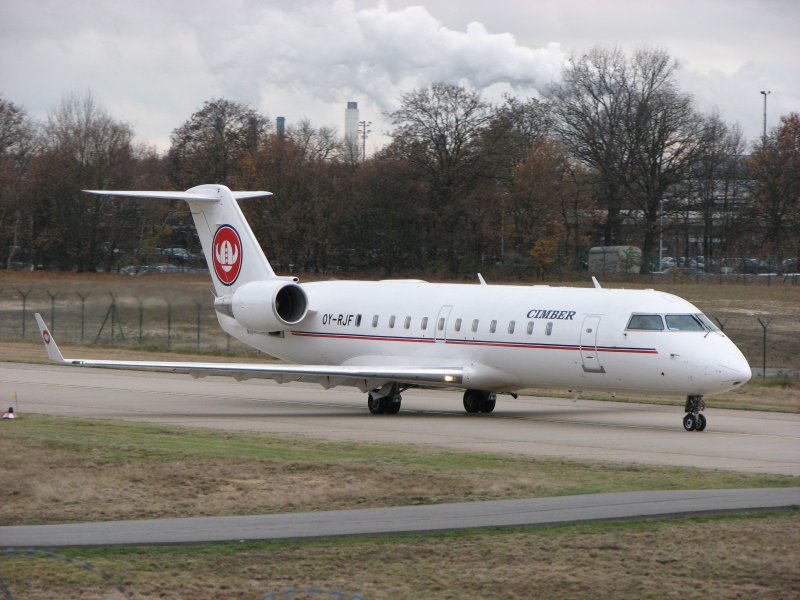 OY-RJF Cimber Air
Canadair CL-600-2B19 Regional Jet CRJ-100