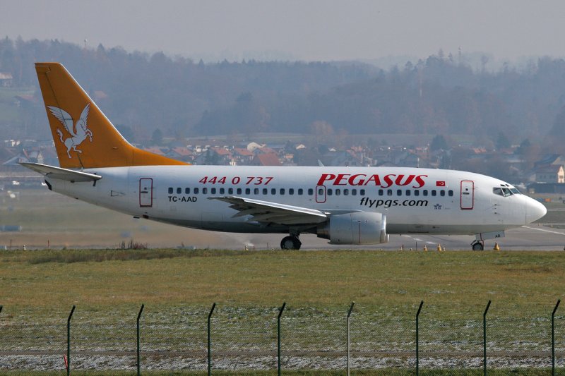 Pegasus Airlines, Boeing 737-5Q8 ,TC -AAD , ZRH 17.11.2007