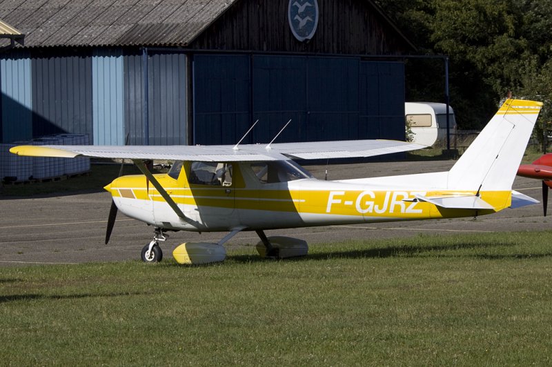 Private, F-GJRZ, Cessna, 152, 30.07.2009, LFGB, Habsheim, France
