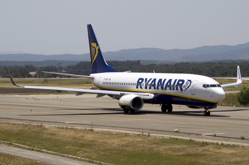 Ryanair, EI-EBS, Boeing, B737-8AS, 17.06.2009, GRO, Girona, Spain 

