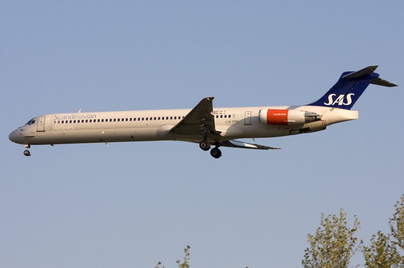 SAS, LN-RMS, McDonnell Douglas, MD-81, 21.04.2009, FRA, Frankfurt, Germany 

