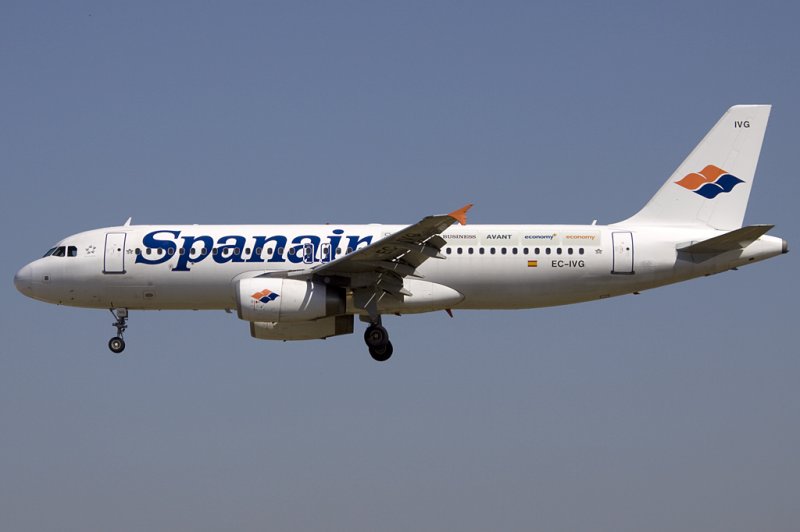Spanair, EC-IVG, Airbus, A320-232, 13.06.2009, BCN, Barcelona, Spain 

