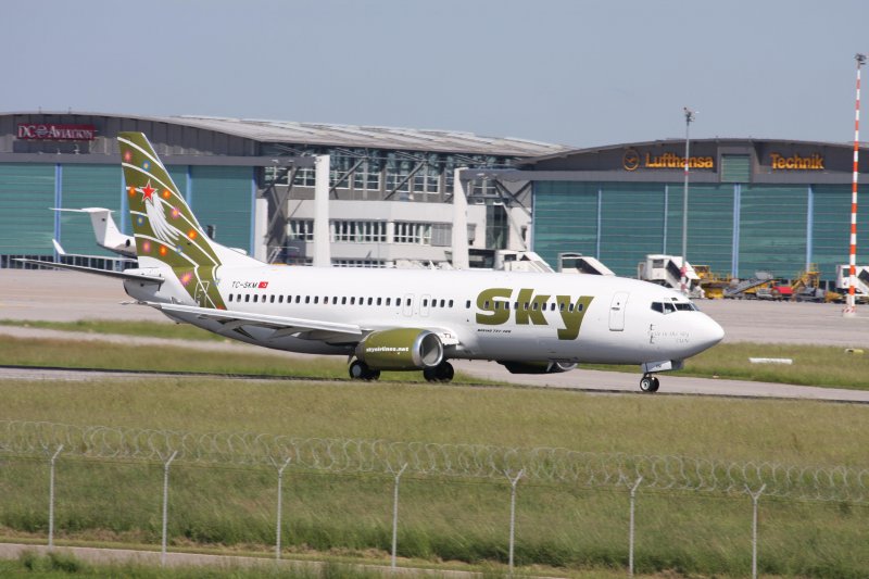 Reg.: TC-SKM Hersteller: BOEING Typ: 737-49R Serien Nr.: 28882 Baujahr: