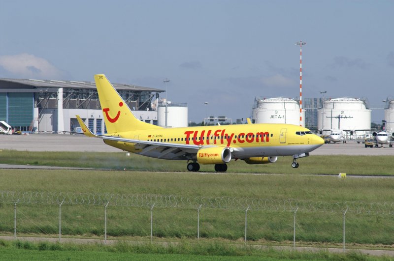 Eine Boeing 737-7K5 von TUIfly mit der Kennung D-AHXC aufgenommen