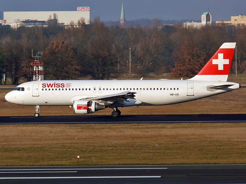 Swiss 320 HB-IJS Berlin TXL 17.01.2008 