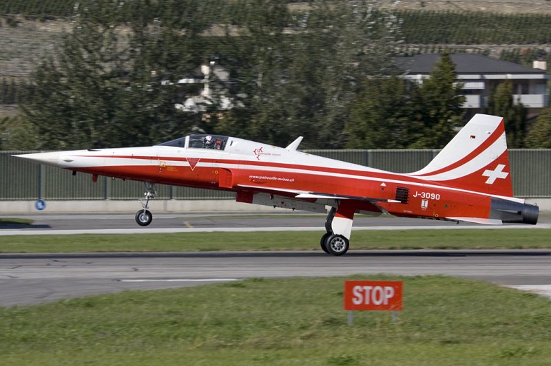 Swiss - Air Force, J-3090, Northrop,F-5E Tiger II; 26.09.2008, LSMS, Sion, Switzerland