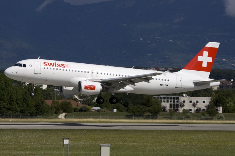 Swiss, HB-IJK, Airbus, A320-214, 19.07.2009, GVA, Geneve, Switzerland 


