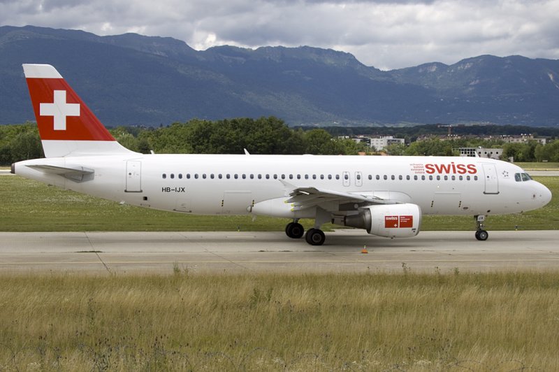 Swiss, HB-IJX, Airbus, A320-214, 19.07.2009, GVA, Geneve, Switzerland 

